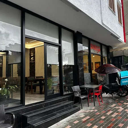 Отель Exclusive Тирана