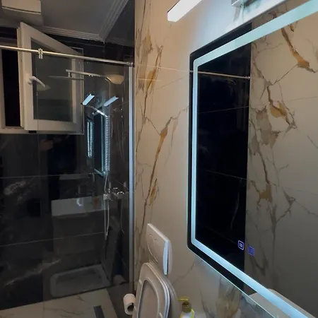 Отель Exclusive *