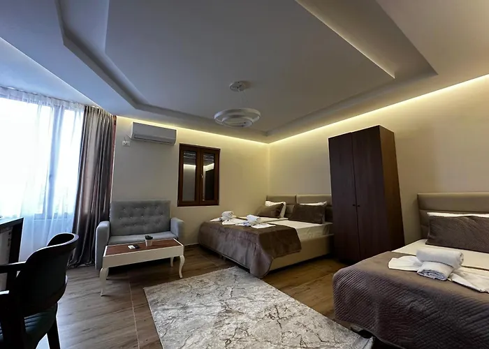 Exclusive * Tirana